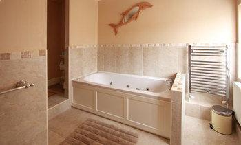 Bed & Breakfast The Manor 4*