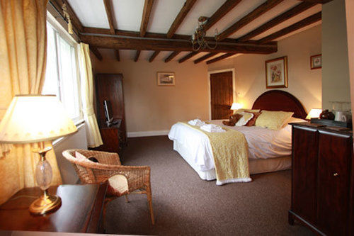 The Manor 4*